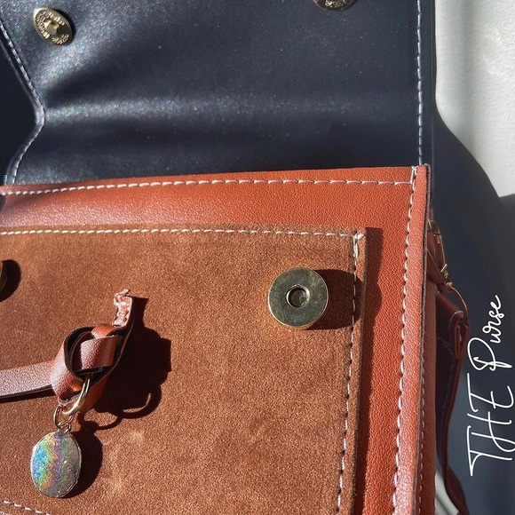 Fashion Evynn Apparel āThe Purseā Fall 2020 - Picture 2 of 3